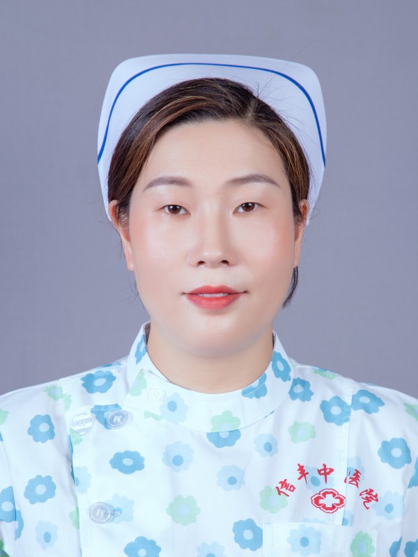 李成英